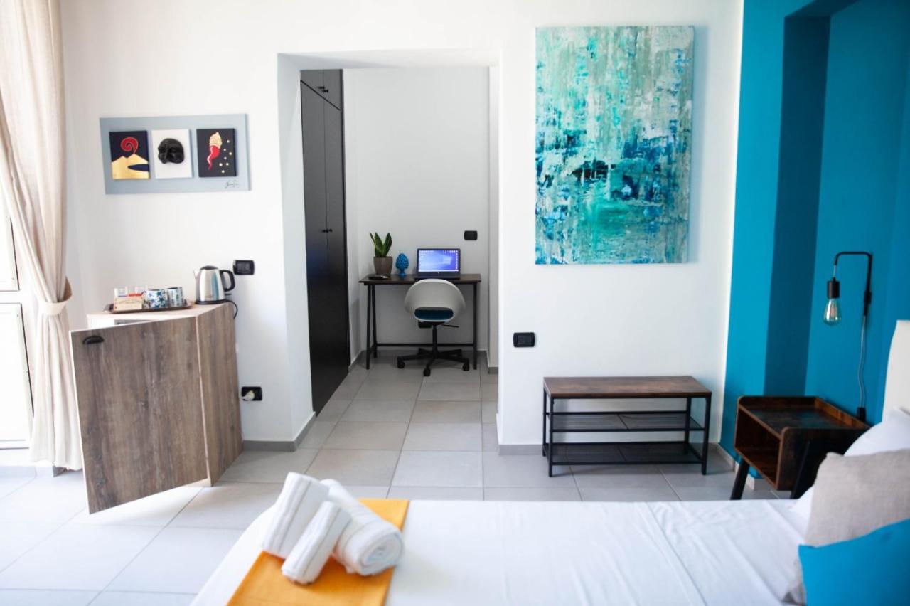 Track 60 - Private Rooms Garibaldi Naples Luaran gambar