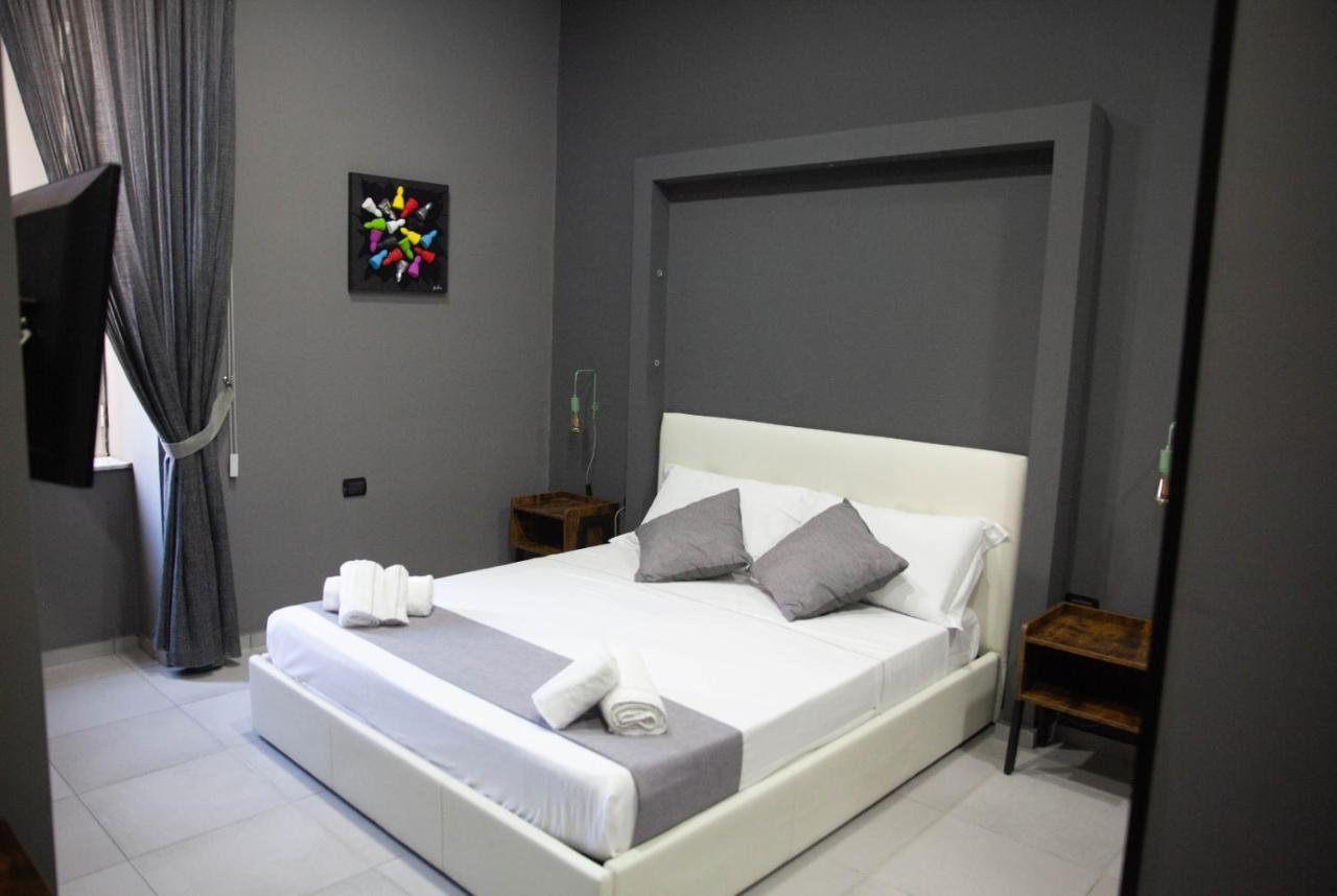Track 60 - Private Rooms Garibaldi Naples Luaran gambar