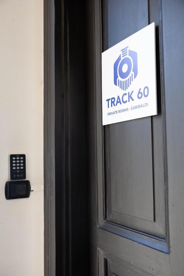 Track 60 - Private Rooms Garibaldi Naples Luaran gambar