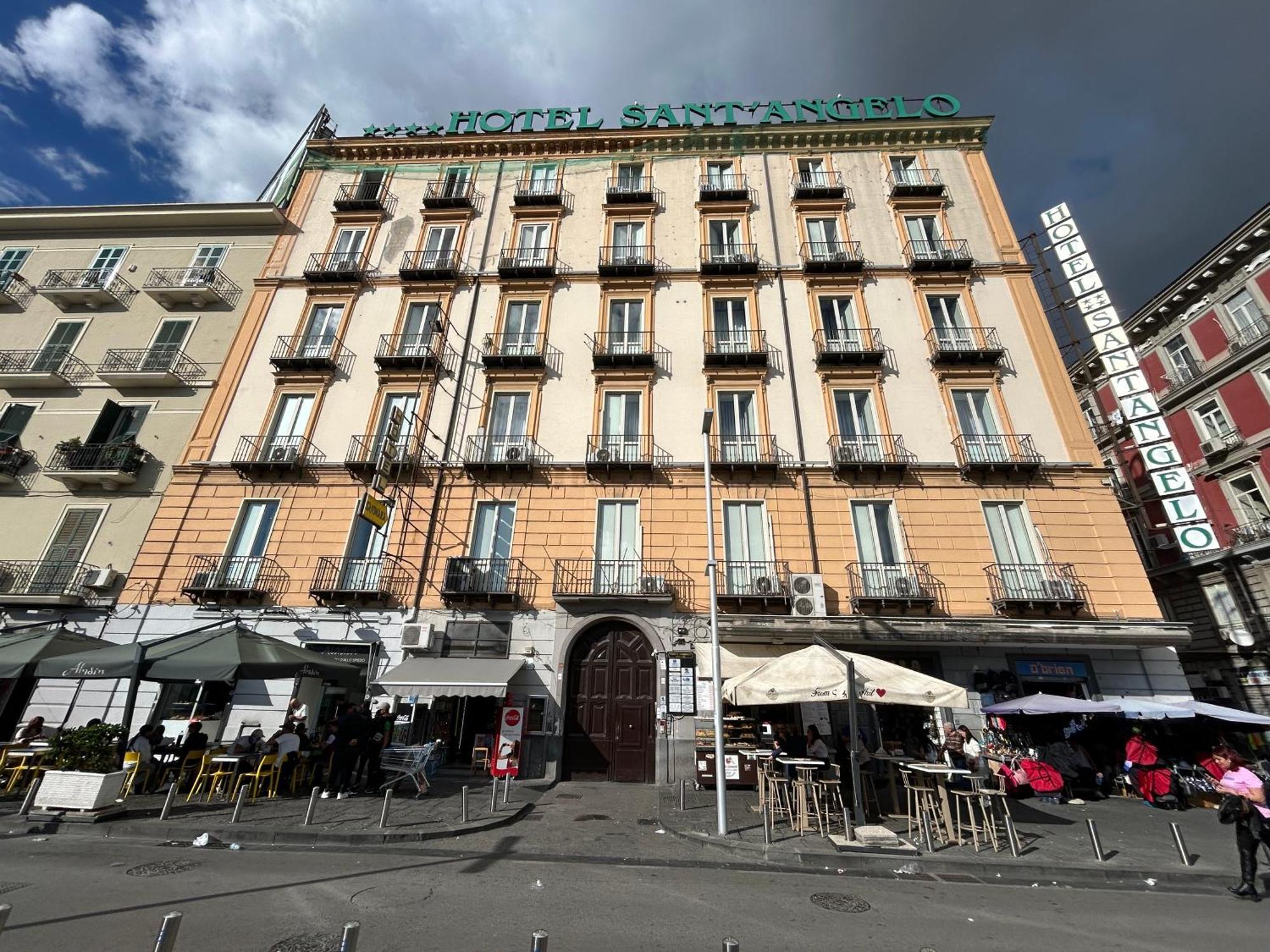 Track 60 - Private Rooms Garibaldi Naples Luaran gambar